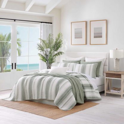 Light green gradient striped bed cover three-piece set - Image 6