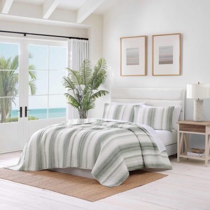 Light green gradient striped bed cover three-piece set - Image 5