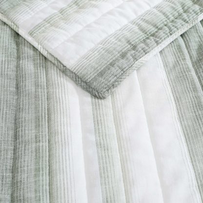 Light green gradient striped bed cover three-piece set - Image 2