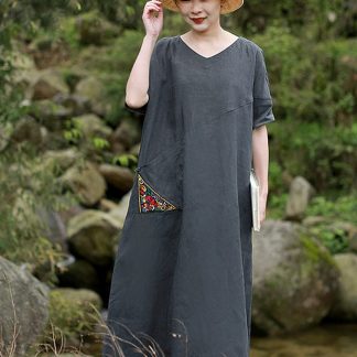 Gray elegant embroidered pocket maxi skirt
