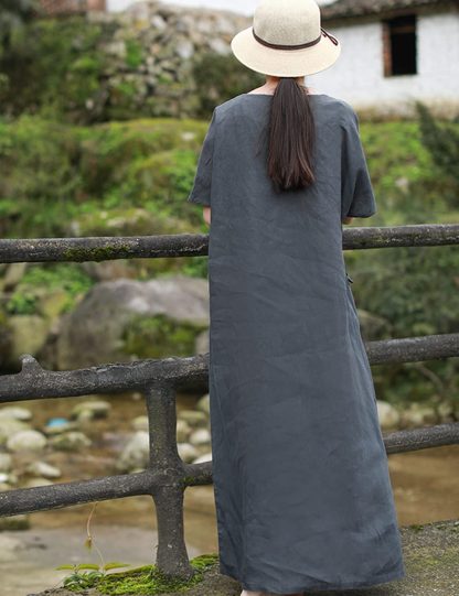 Gray elegant embroidered pocket maxi skirt - Image 2