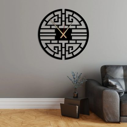 Chinese geometric lattice wall clock