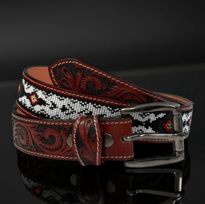 Traditional ethnic style beaded carved belt - Image 5