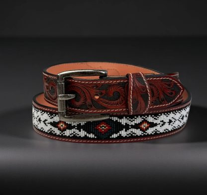 Traditional ethnic style beaded carved belt - Image 3