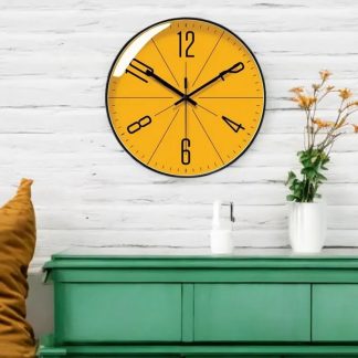 Fashionable and creative wall clock