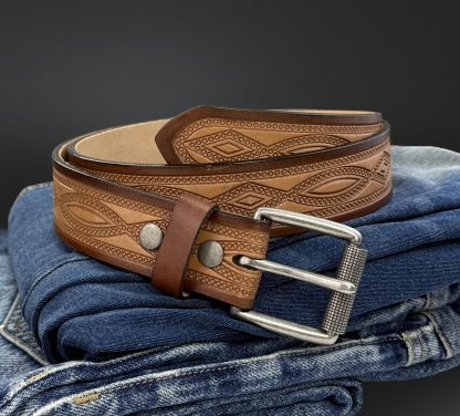 Vintage embossed leather belt - Image 6