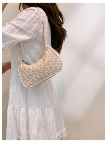 Straw underarm bag
