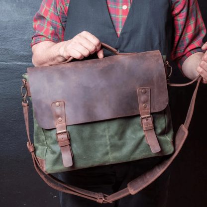 Handmade waxed canvas and leather crossbody bag - Image 4