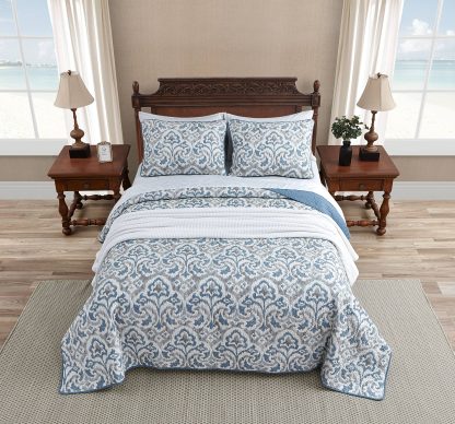 Blue and white paisley pattern three-piece bed cover set - Image 6