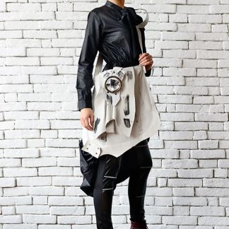 Dark metal buckle canvas shoulder bag