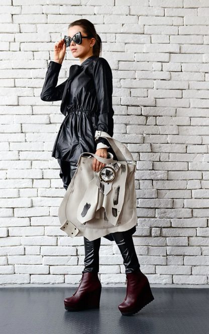 Dark metal buckle canvas shoulder bag - Image 2