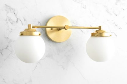 Brass light and shadow aesthetic double ball wall lamp - Image 2