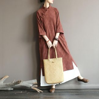 Brown stand collar buttoned three-quarter sleeve dress