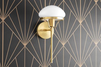 Artistic geometric line wall lamp