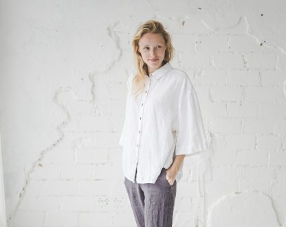 Women's Elegant Linen Button-Down Shirt