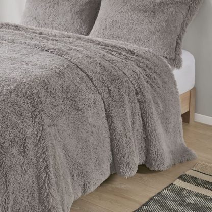 Healing light gray plush bedding - Image 3