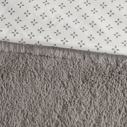 Healing light gray plush bedding - Image 9