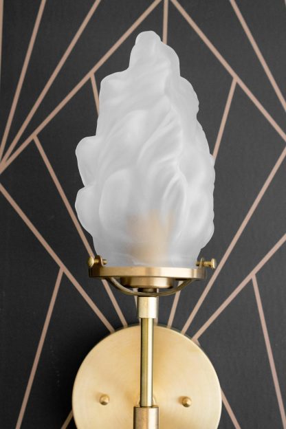 Retro torch-shaped brass wall lamp - Image 2