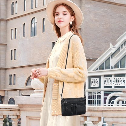 Simple multi-pocket crossbody bag - Image 8
