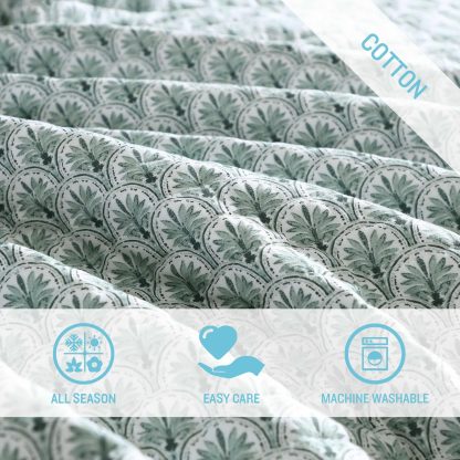 Light blue printed three-piece bed cover set - Image 3