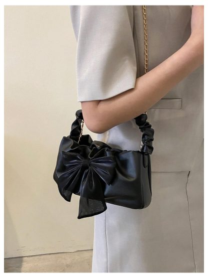 Bow-embellished pleated chain bag