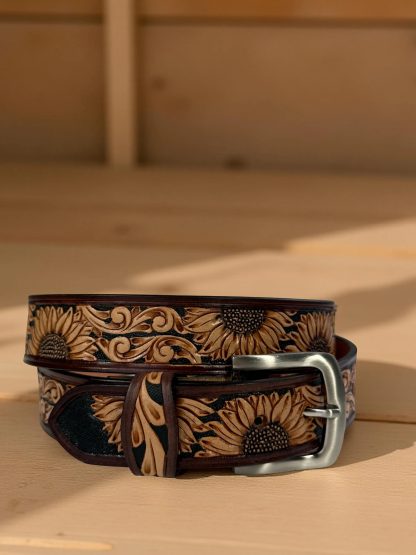 Sunflower-carved leather belt - Image 2