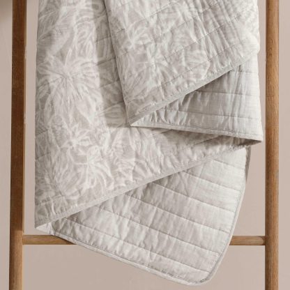Light Gray Leaf Pattern Quilted Three-Piece Bedspread Set - Image 9