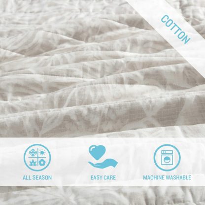 Light Gray Leaf Pattern Quilted Three-Piece Bedspread Set - Image 4