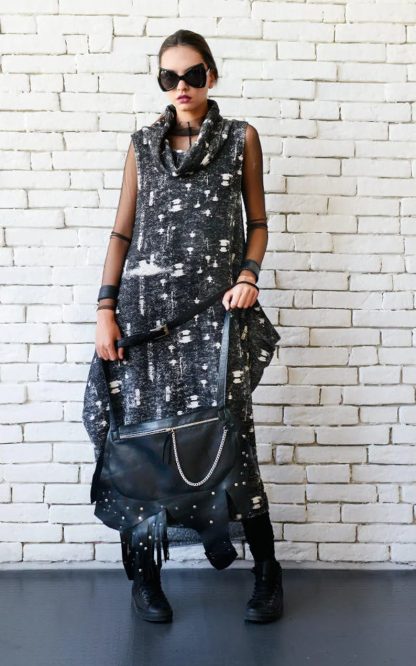 Personalized dark style rivet tassel shoulder bag - Image 3