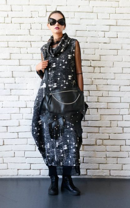 Personalized dark style rivet tassel shoulder bag - Image 2