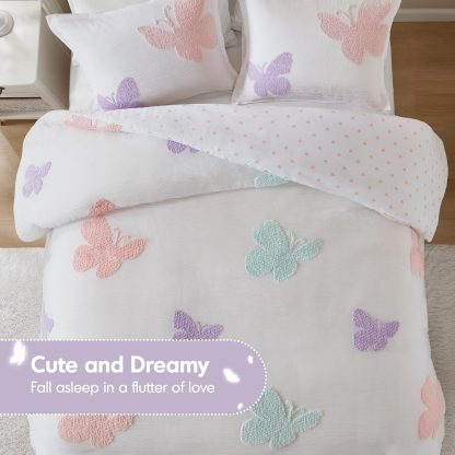 Pastel Butterfly Quilted Bedding - Image 2