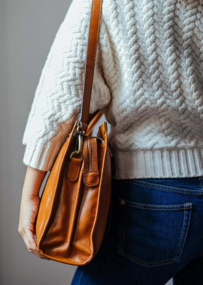 Elegant handmade leather tote bag - Image 2
