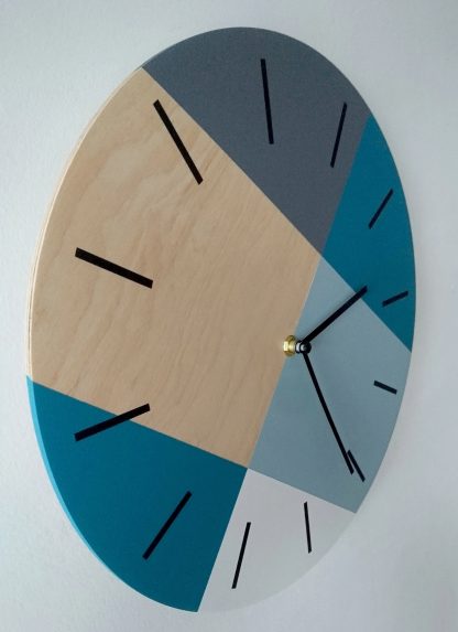 Geometric patchwork wooden wall clock - Image 5