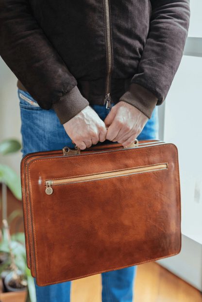 Handmade leather briefcase - Image 5