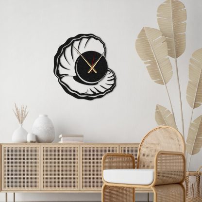 Shell-shaped art wall clock