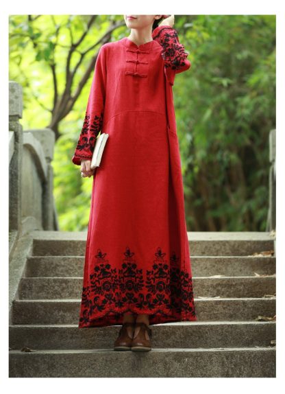 Embroidered buttoned long skirt - Image 8