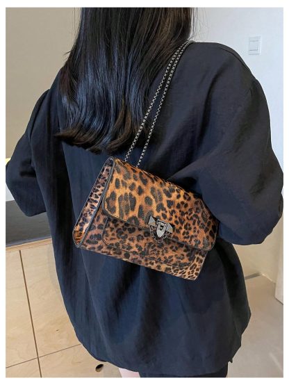 leopard print chain shoulder bag