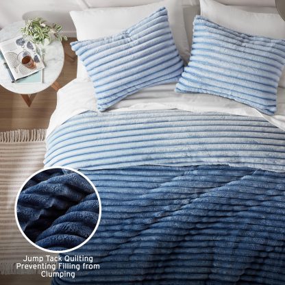 Gradient texture plush bedding - Image 4