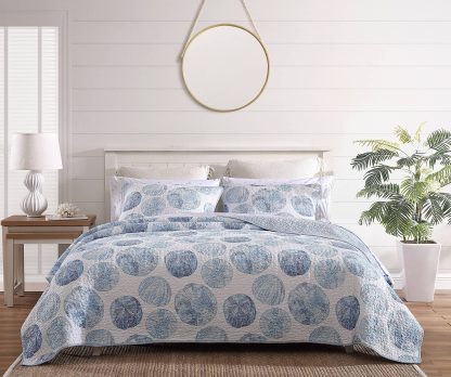 Seashell print three-piece bed cover set
