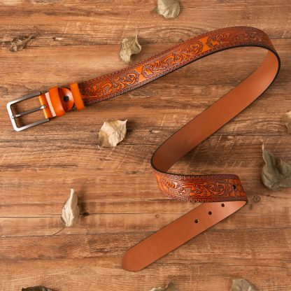 Ancient carved leather belt - Image 2