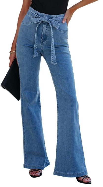 Women's high-waisted flared jeans