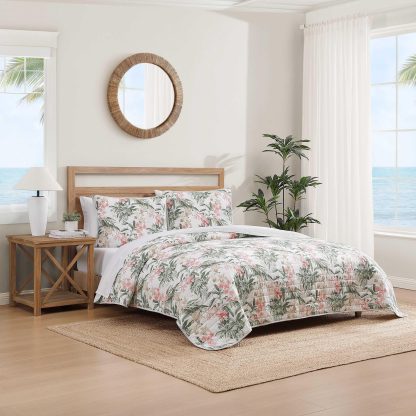 Tropical floral and leaf print three-piece bedspread set - Image 8