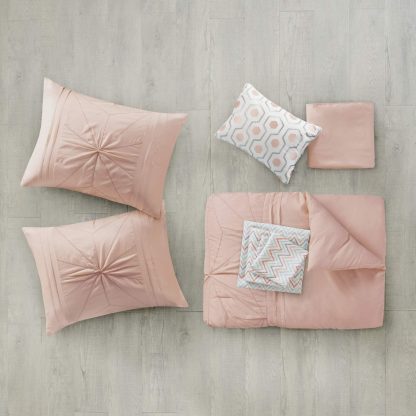 Blush Pink Layered Bedding - Image 11