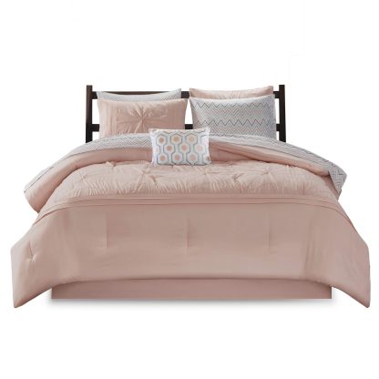 Blush Pink Layered Bedding - Image 8