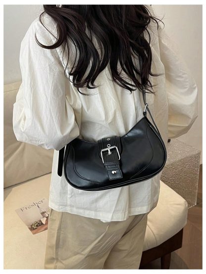 Minimalist lock underarm bag