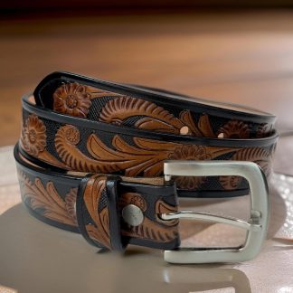 Contrast color carved cowhide belt