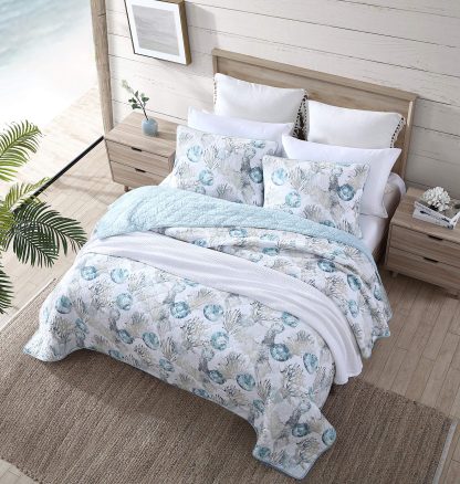 Ocean-style shell print three-piece bed cover set
