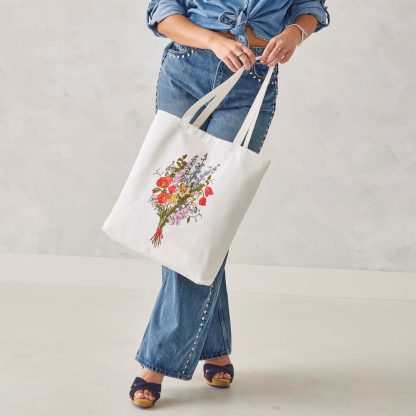 Hand-painted bouquet print canvas tote bag - Image 4
