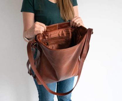 Handmade leather dual-use backpack - Image 2