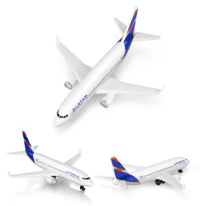LATAM Airlines aircraft model - Image 3